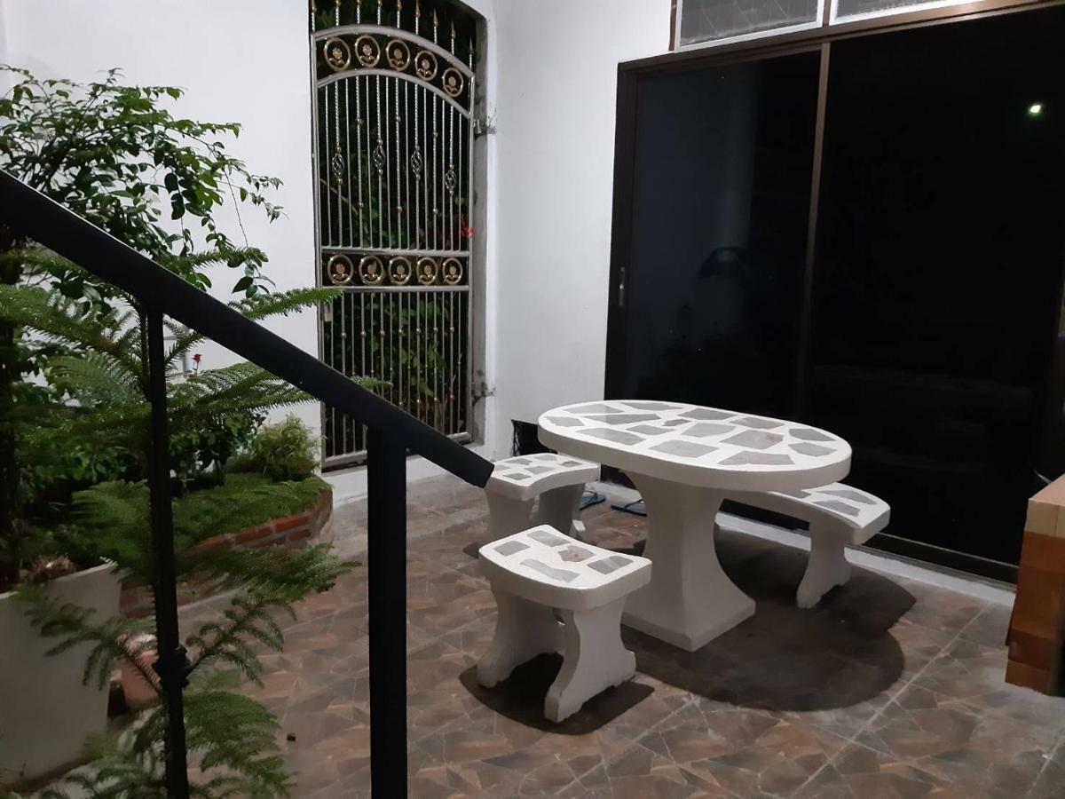 Appartamento A & P House Bangkok Esterno foto