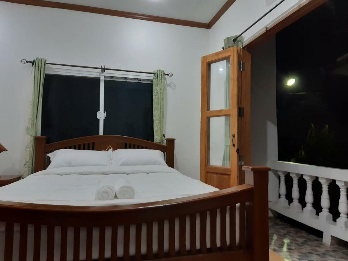 Appartamento A & P House Bangkok Esterno foto
