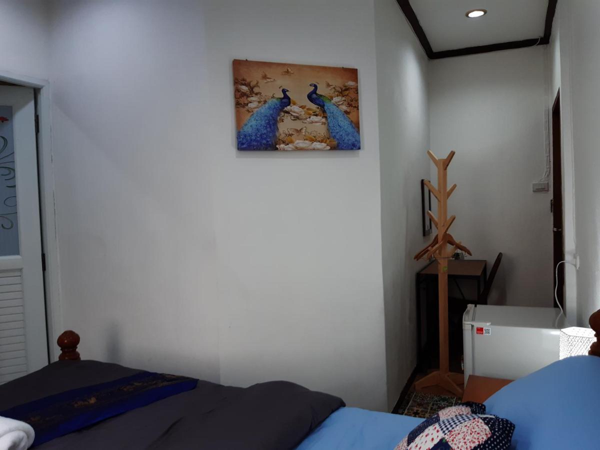 Appartamento A & P House Bangkok Esterno foto